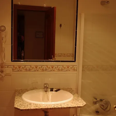 La Jara-arribes Hotel